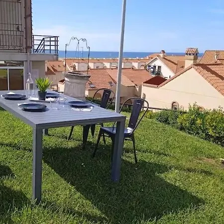 Casa Con Jardin Privado Y Vistas A 2min De La Playa