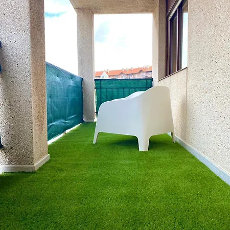 Daire Casa Con Jardin Privado Y Vistas A 2min De La Playa Mogro